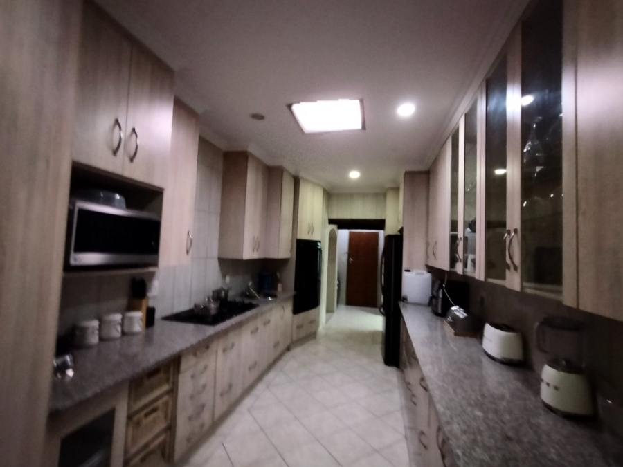 5 Bedroom Property for Sale in Fichardt Park Free State